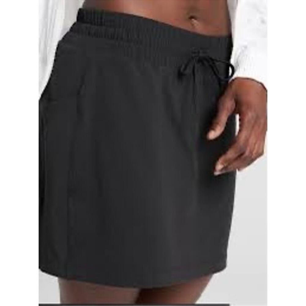 Athleta Black Excursion Hybrid Drawstring Skort S… - image 2